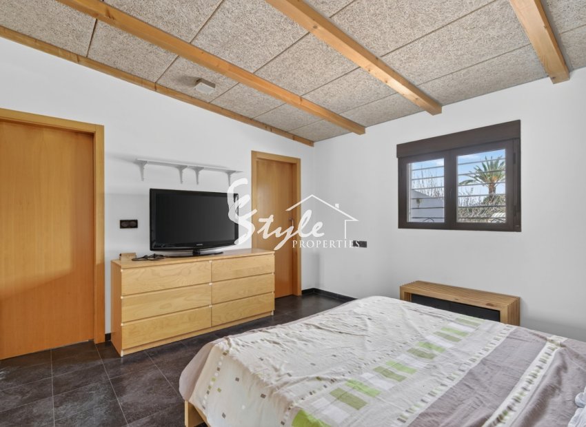 Resale - Villa - Alicante - Santa Pola