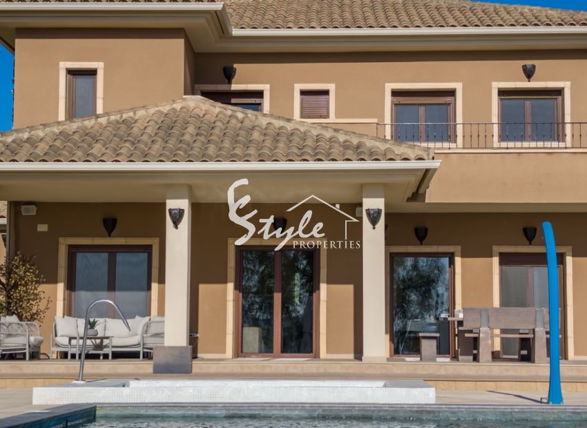 Resale - Villa - Alicante - Torremendo