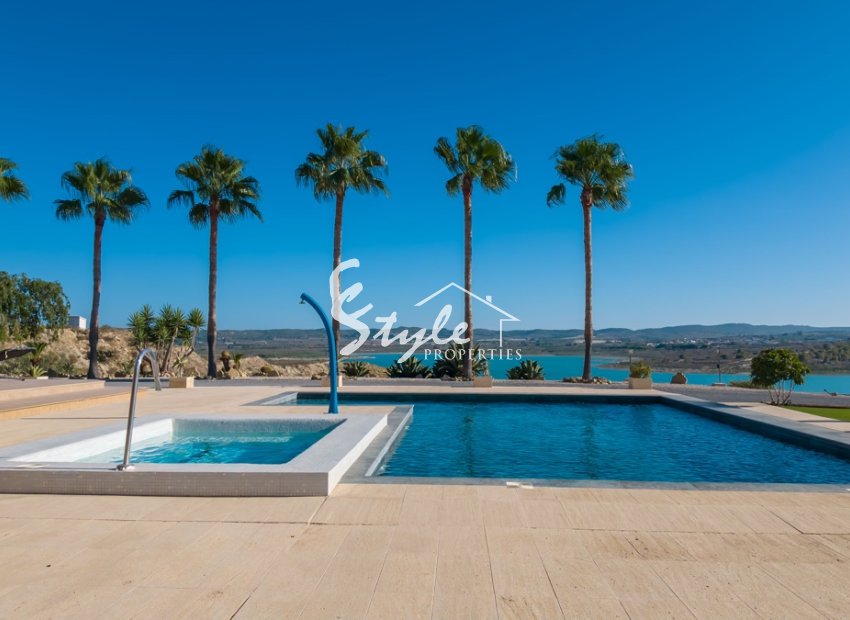 Resale - Villa - Alicante - Torremendo