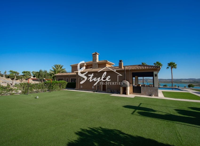 Resale - Villa - Alicante - Torremendo