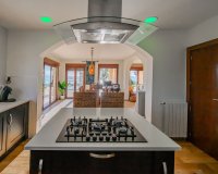 Resale - Villa - Alicante - Torremendo