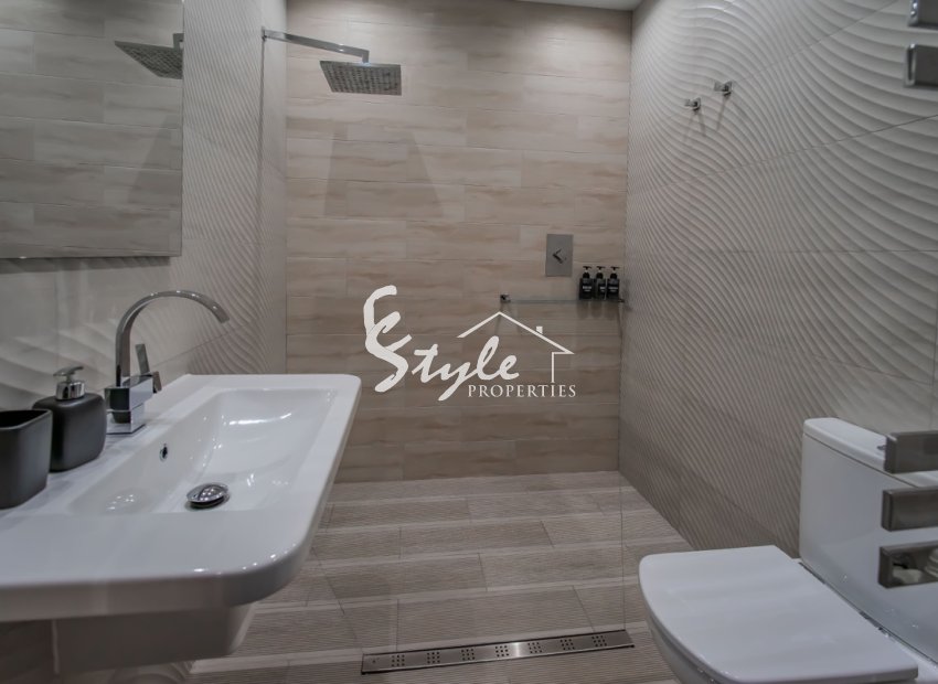 Resale - Villa - Alicante - Torremendo
