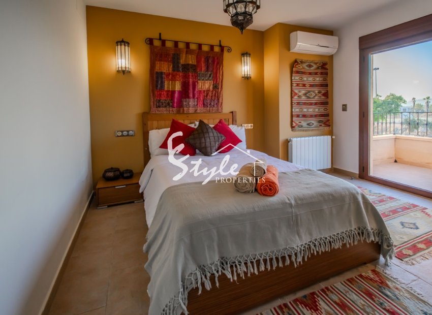 Resale - Villa - Alicante - Torremendo