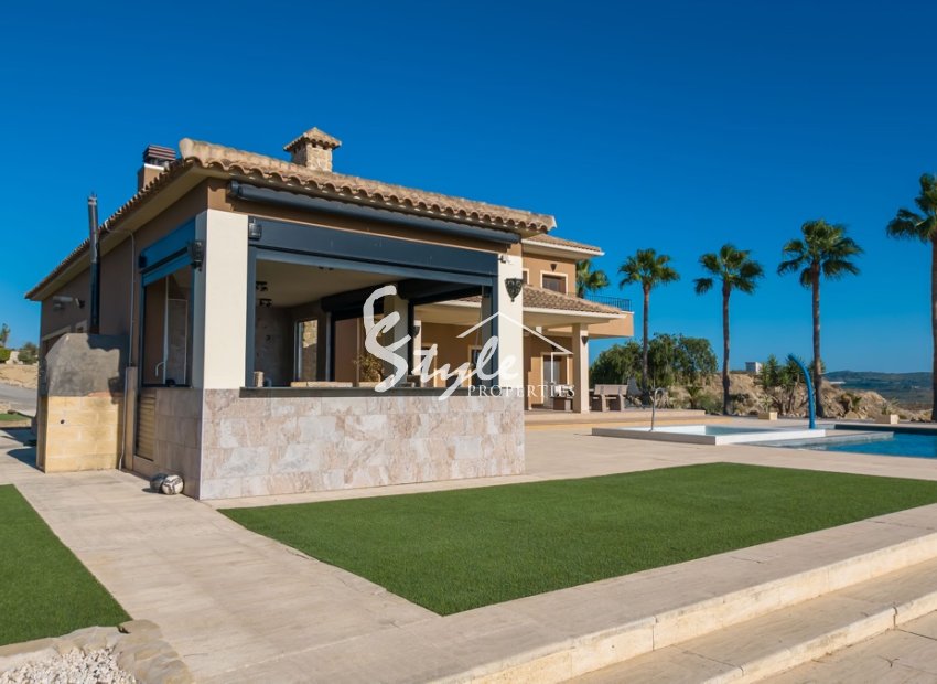 Resale - Villa - Alicante - Torremendo