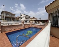 Resale - Villa - Almoradi