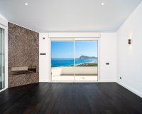 Resale - Villa - Altea