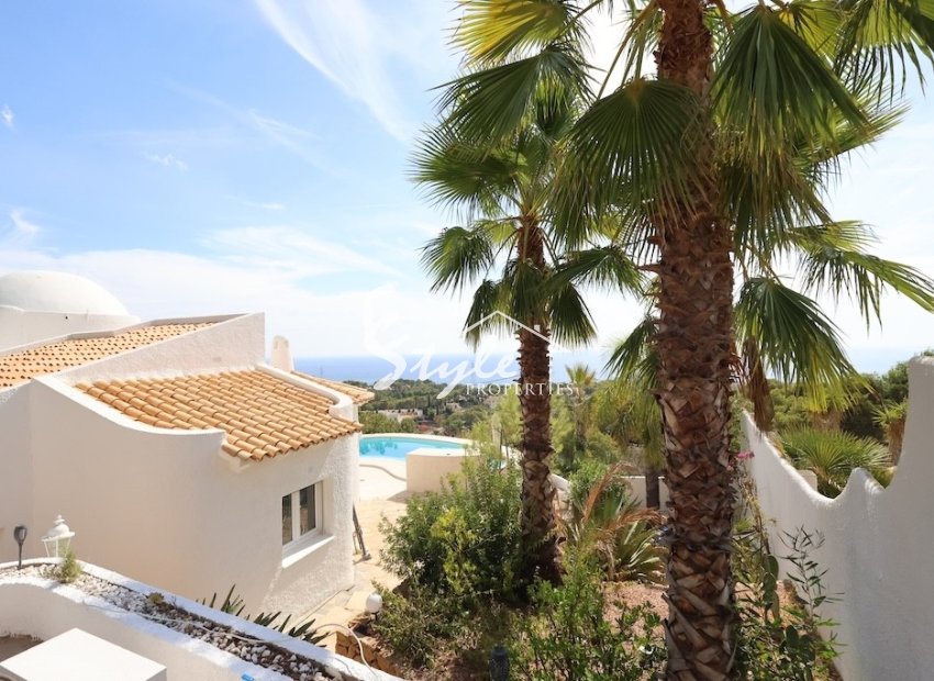 Resale - Villa - Altea