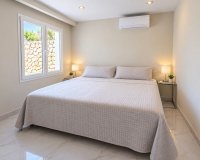 Resale - Villa - Altea