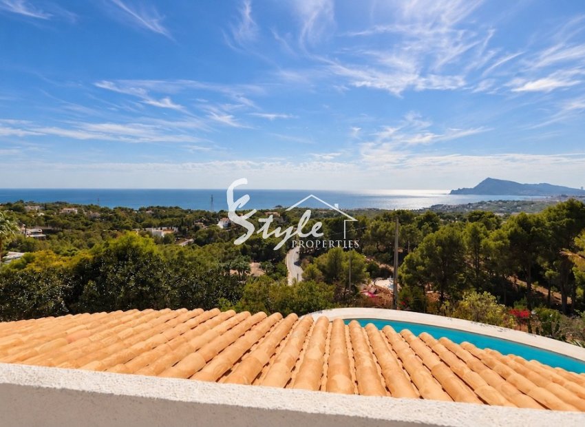 Resale - Villa - Altea