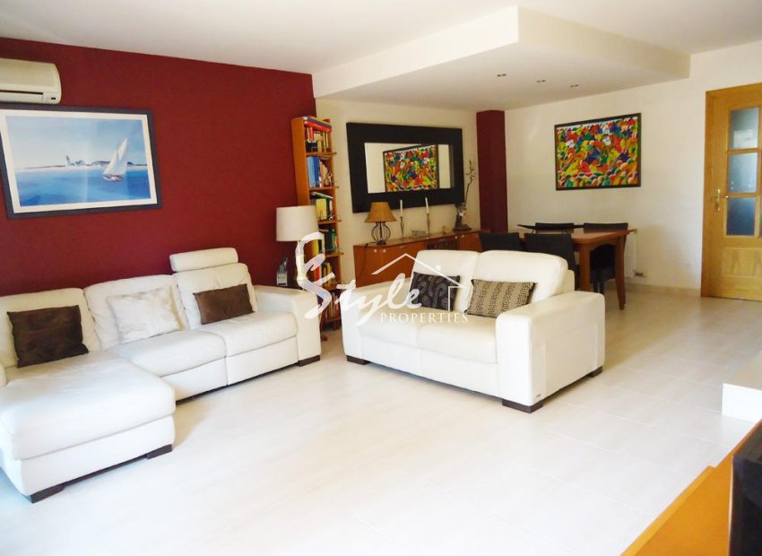 Resale - Villa - Barcelona
