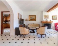 Resale - Villa - Cabo Roig