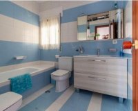 Resale - Villa - Cabo Roig