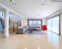 Resale - Villa - Cabo Roig