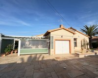 Resale - Villa - Cabo Roig