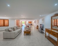 Resale - Villa - Cabo Roig