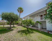 Resale - Villa - Cabo Roig
