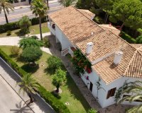 Resale - Villa - Cabo Roig
