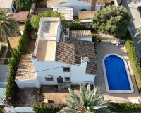 Resale - Villa - Cabo Roig