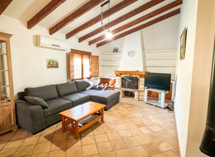 Resale - Villa - Cabo Roig