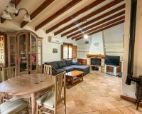 Resale - Villa - Cabo Roig