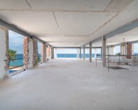 Resale - Villa - Cabo Roig
