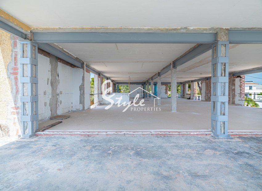 Resale - Villa - Cabo Roig