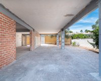 Resale - Villa - Cabo Roig