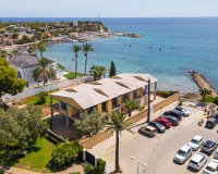 Resale - Villa - Cabo Roig