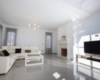Resale - Villa - Cabo Roig
