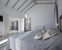 Resale - Villa - Cabo Roig