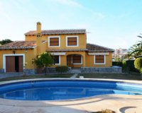 Resale - Villa - Cabo Roig