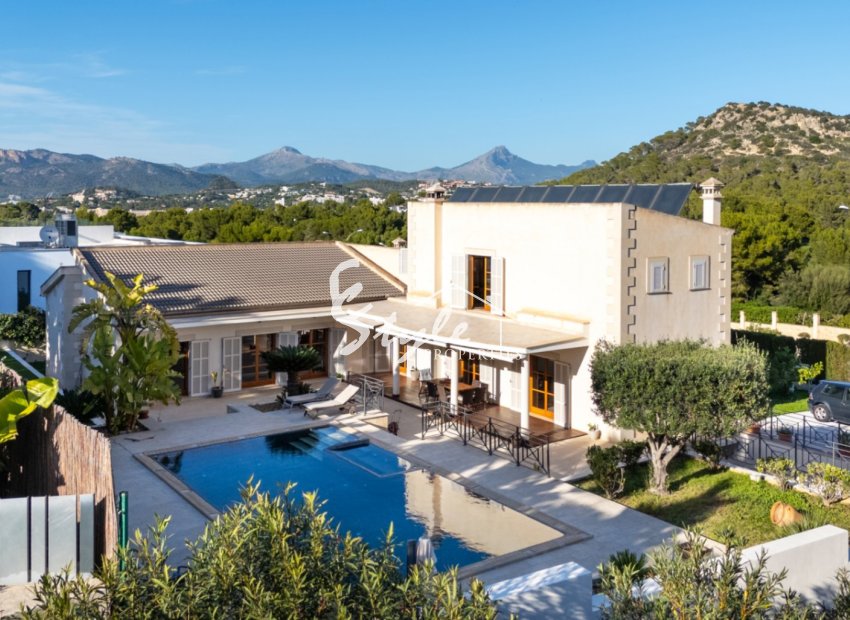 Resale - Villa - Calviá - Mallorca