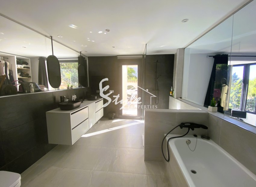 Resale - Villa - Calviá - Mallorca