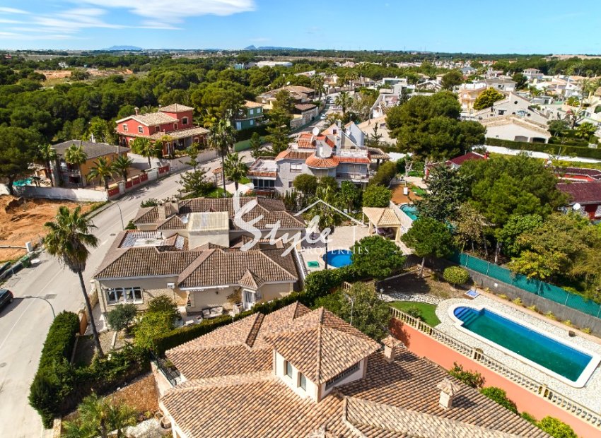 Resale - Villa - Campoamor - Dehesa de Campoamor