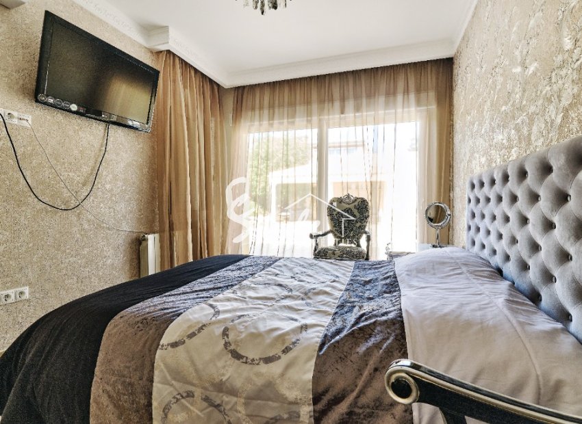 Resale - Villa - Campoamor - Dehesa de Campoamor