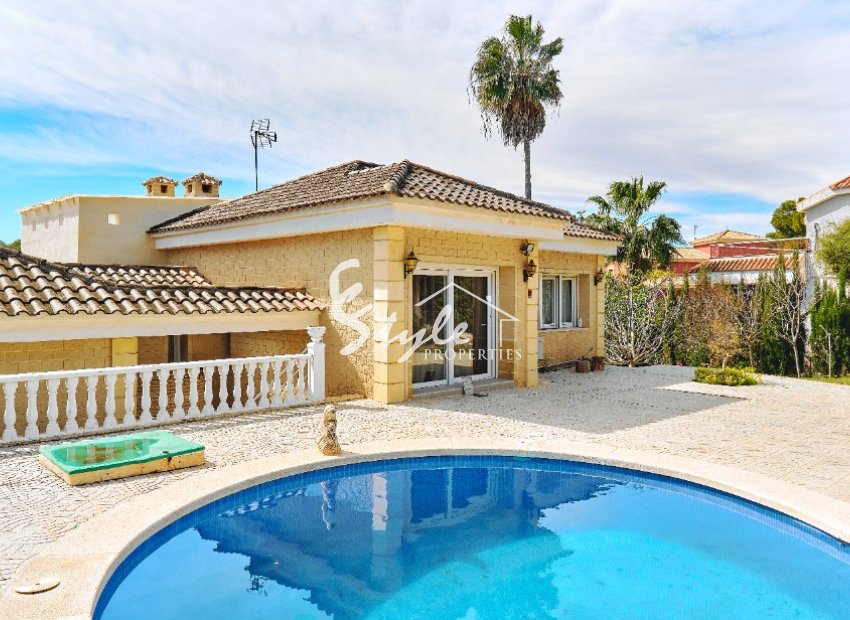 Resale - Villa - Campoamor - Dehesa de Campoamor