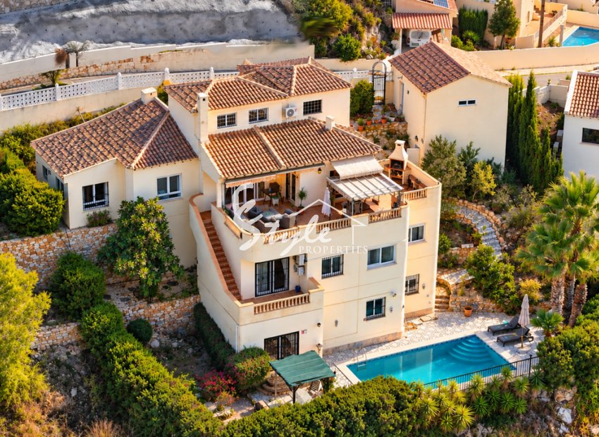 Resale - Villa - Campoamor - Las Ramblas Golf
