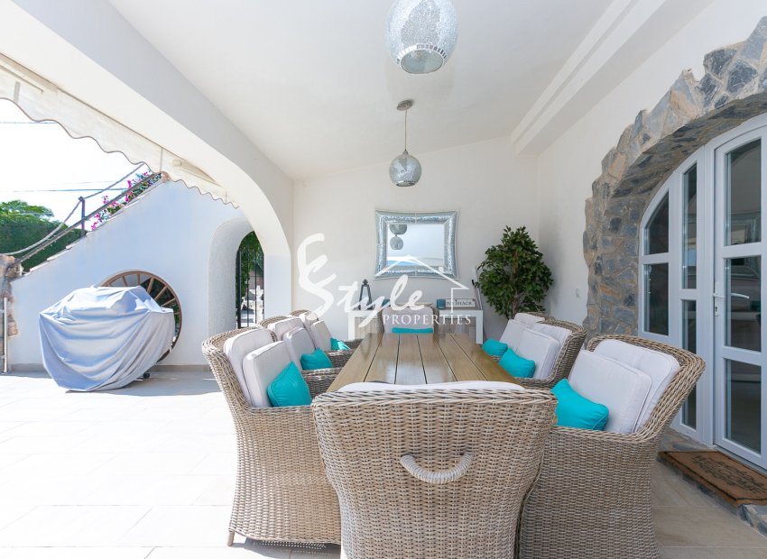 Resale - Villa - Campoamor - Lomas de Don Juan