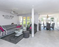 Resale - Villa - Campoamor - Lomas de Don Juan