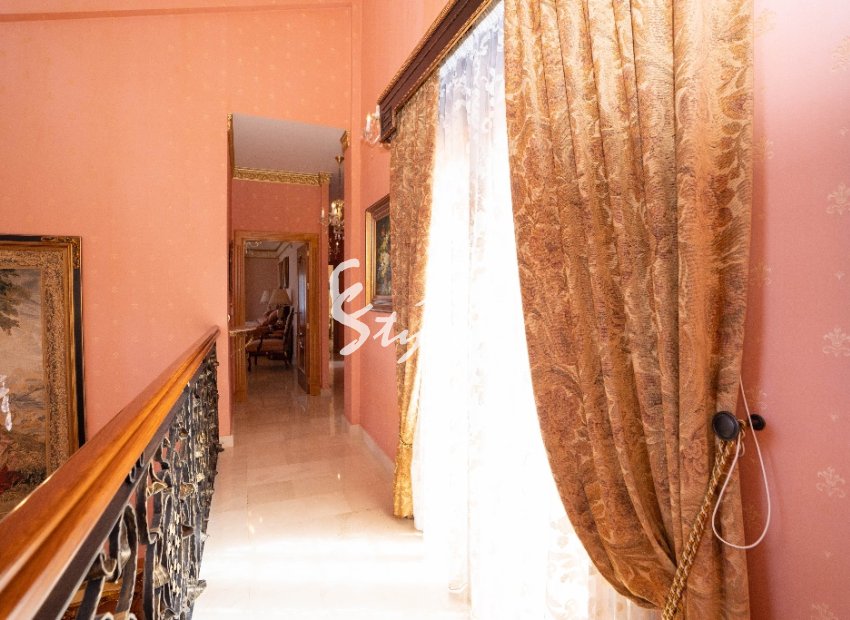 Resale - Villa - Campoamor