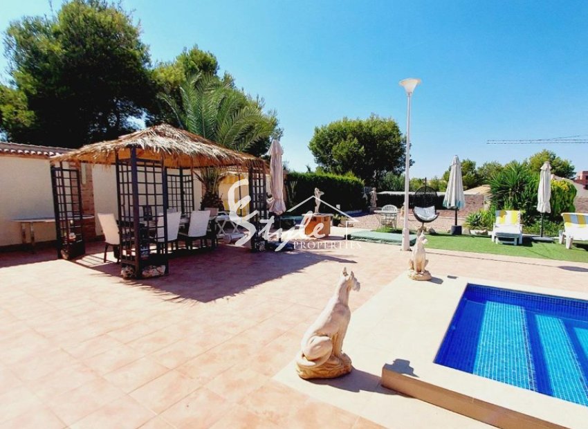 Resale - Villa - Campoamor
