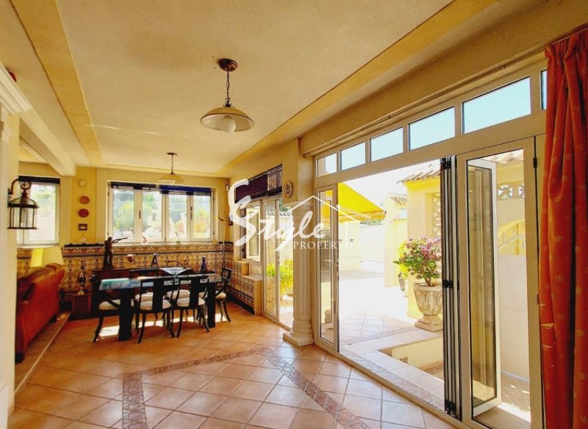 Resale - Villa - Campoamor