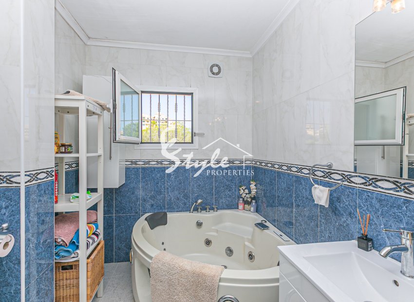 Resale - Villa - Campoamor