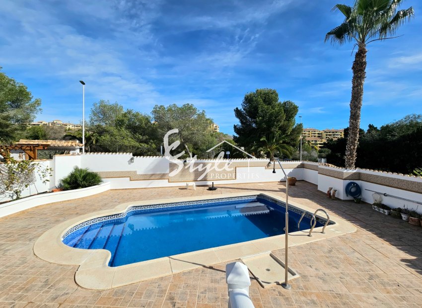 Resale - Villa - Campoamor