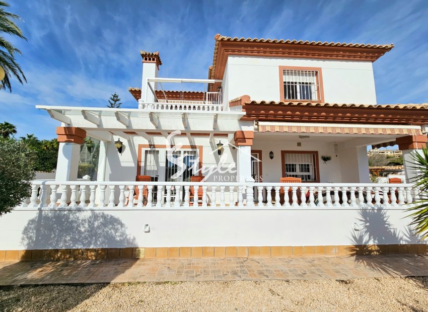 Resale - Villa - Campoamor