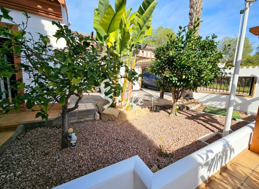 Resale - Villa - Campoamor