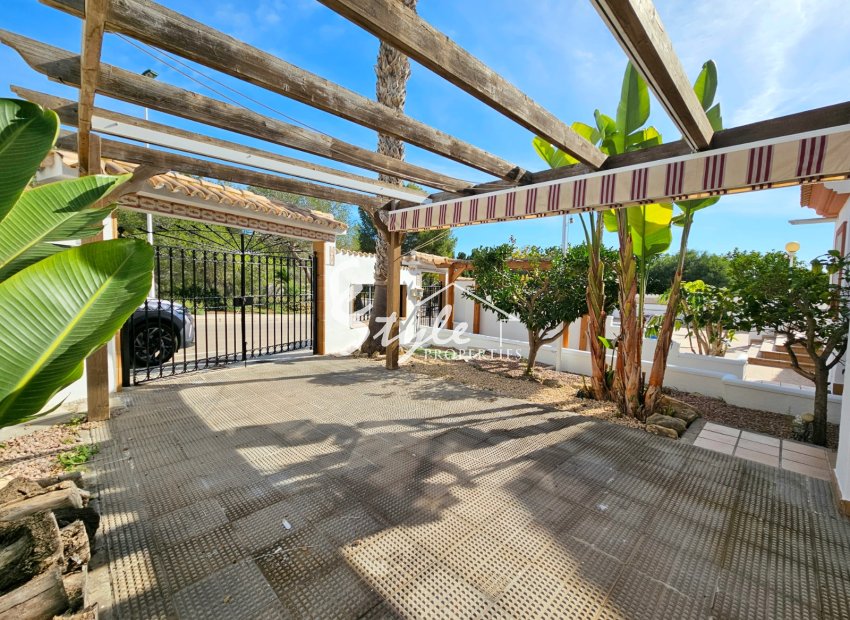 Resale - Villa - Campoamor