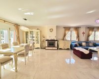 Resale - Villa - Campoamor