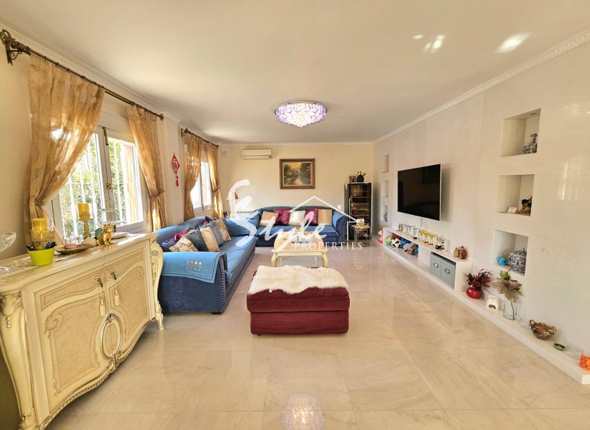 Resale - Villa - Campoamor