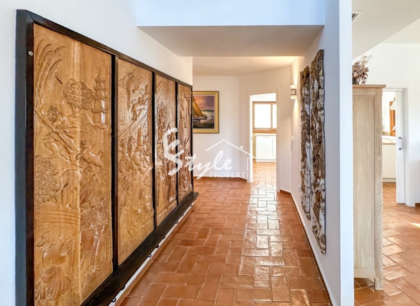 Resale - Villa - Campoamor